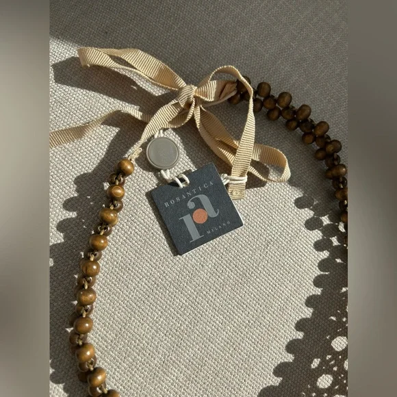 Designer ROSANTICA Sun Visor - Picture 9 of 11